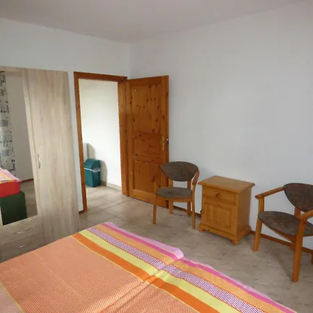 Apartamento Ferienwohnung-beim-doktor-wohnung31 *