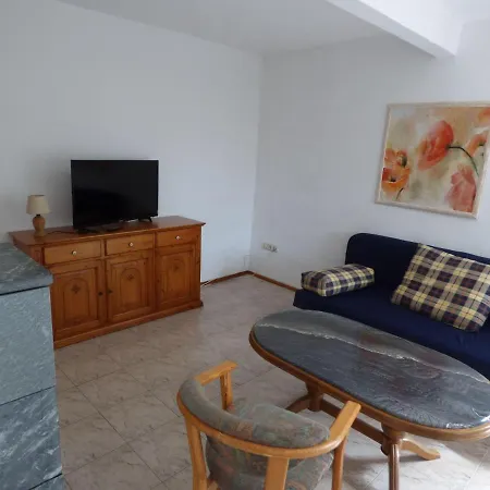 Apartamento Ferienwohnung-beim-doktor-wohnung31 *